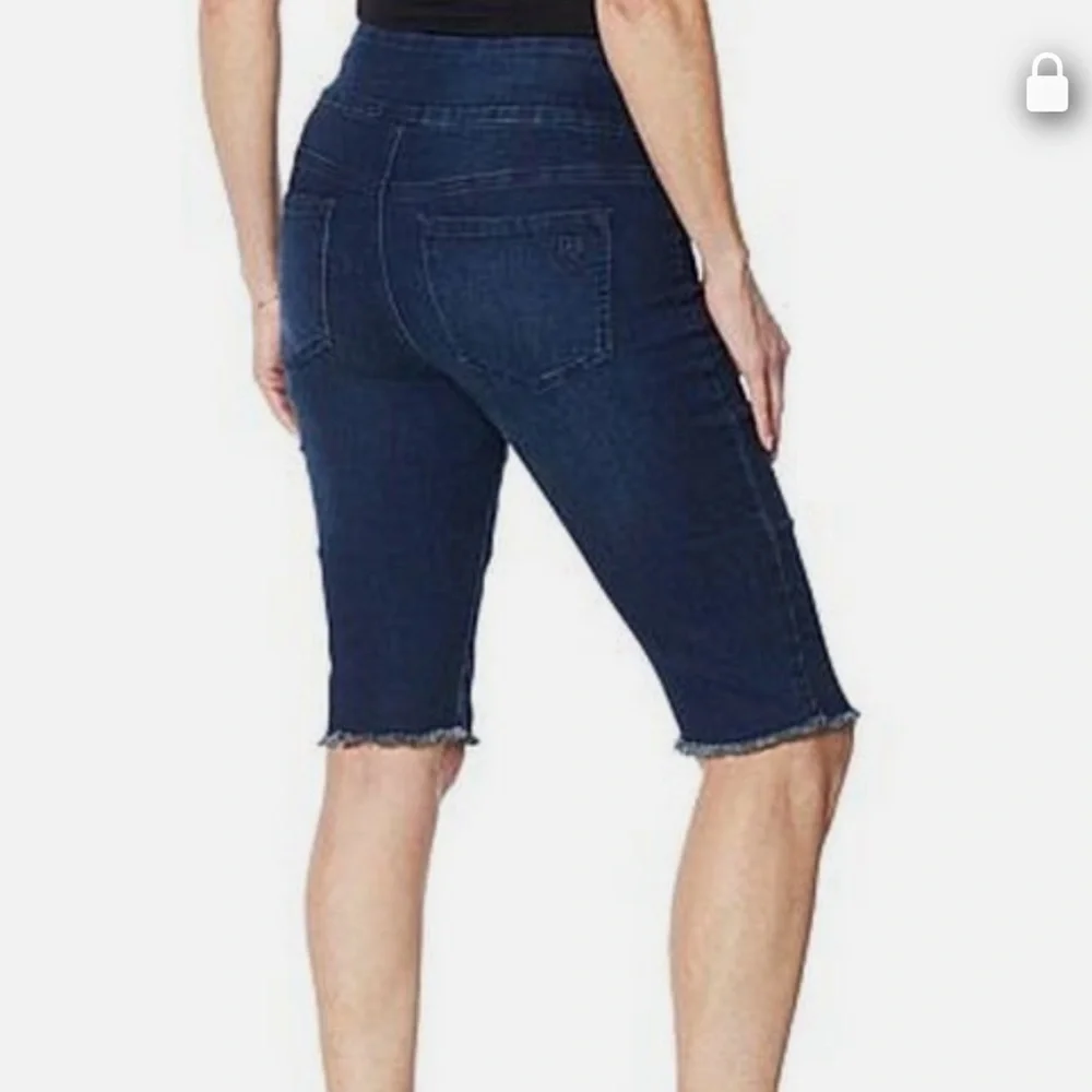 DG2 Diane Gilman Indigo Denim Classic Stretch Pull On Bermuda Shorts Women's L - Picture 2 of 10